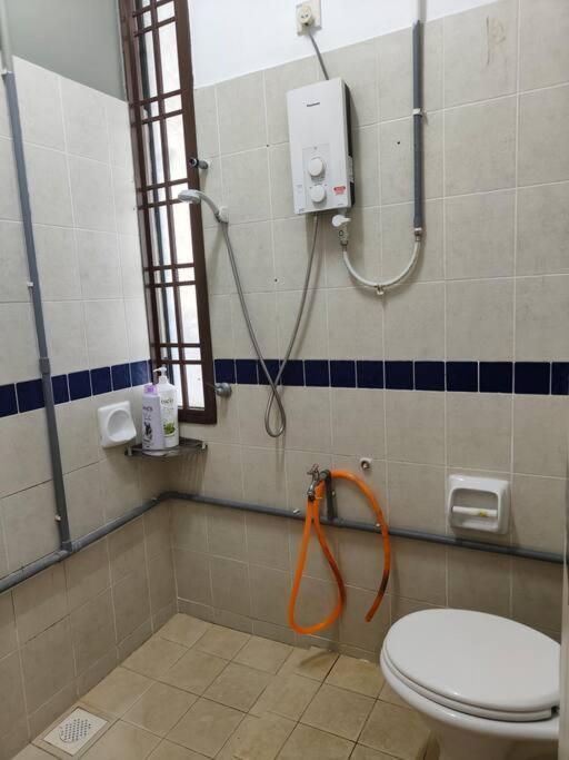 June's Homestay@ Puteri Wangsa Near Aeon & Ikea *